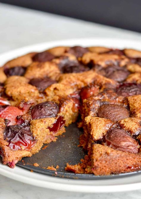 This is the famous NY Times Plum Torte converted to a paleo, gluten-free and refined sugar free fruit torte. In this magical late summer dessert, sweet plums are nestled in a rich, moist cake. It's incredibly simple with only 6 ingredients and easy to make. Gluten Free Plum Cake, Paleo Plum Recipes, Plums Recipes Dessert, Fruit Torte, Plum Torte, Sugar Free Fruits, Plum Pie, Plum Recipes, Gf Baking