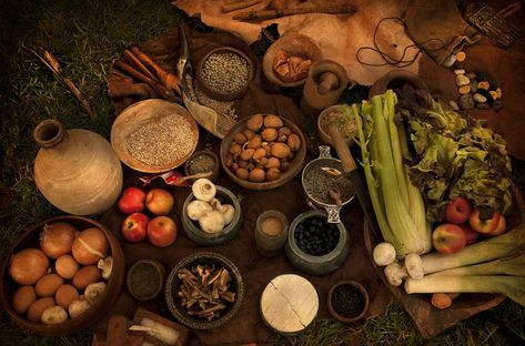 Fantasy Cooking Aesthetic, Viking Dishes, Viking Feast, Tavern Food, Medieval Feast, Hobbit Food, Viking Food, Leaf Salad, Medieval Recipes