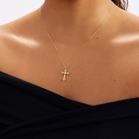 Diamond Gothic Cross Necklace in 14k Solid Gold The cross necklace will be your new favorite with its classic and elegant style. Show everyone the chic woman you are. You'll have: 14k solid gold handcrafted pieces 100% ethical sourced jewelry Size Material: 14k Solid Gold Diamond Type: Natural Diamond Quality:Carat Weight: 0.06 ctwColor: F-GClarity: VS2Cut: Excellent Pendant Height: 23 mm / 0.90 inch Pendant Width: 13 mm / 0.51 inch Chain Style: Cable Chain Chain Length: 18 inch You’ll get a cer Chains With Cross, Gold Necklace With Cross, Pendant Necklace Outfit, Gold Cross Necklace For Women, Catholic Cross Necklace, Cross Pendant Necklace Woman, Gothic Cross Necklace, Gold Diamond Cross Necklace, Dainty Cross Necklace