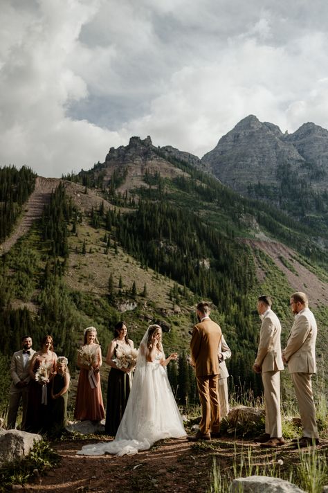 Boho Chic Mountain Wedding, No Alter Wedding, Aspen Co Wedding, Maroon Bells Colorado Wedding, Married In The Mountains, June Mountain Wedding Colors, Weddings In Colorado, Broadmoor Wedding Colorado, September Mountain Wedding