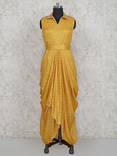 Yellow Indo Western Outfits, Latest Maxi Dress Design, Latest Indo Western Outfits For Women, Unique Indo Western Outfits For Women, Gown Designs Party Wear, Latest Gown Designs Party Wear, Dress Design Western, Latest Gown Designs, Frocks For Women