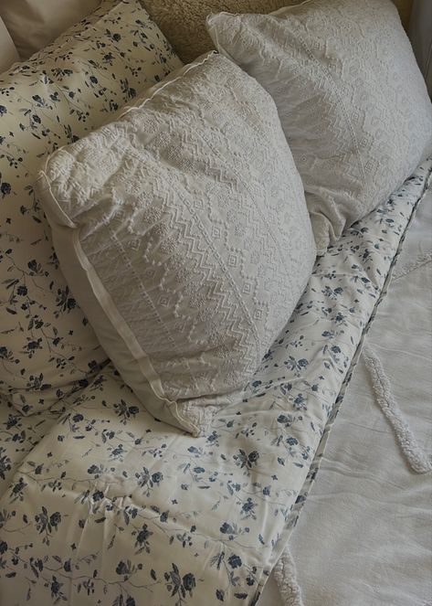 Aesthetic, bedding, floral sheets, coastal bedding Aesthetic Bedding, Floral Sheets, White Bedrooms, Bedding Floral, Coastal Bedding, Coastal Room, Floral Bedding, Cozy Room Decor, Pretty Room