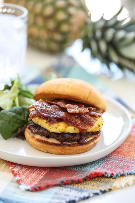 Bacon Burgers, Our Best Bites, Southern Recipe, How To Cook Burgers, Bacon Burger, Pineapple Slices, Grilled Pineapple, Barbecue Sauce, Southern Recipes