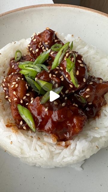 65K views · 4.9K likes | Cassie Yeung on Instagram: "General Tso’s Chicken 🫡

1 lb Chicken thigh or breast
1 tsp grated ginger
1 tsp grated garlic 
1 egg 
1 tsp Soy sauce
1 tsp neutral flavored oil
1 Tbsp cornstarch
3 Tbsp flour
1 tsp baking powder 
1 tsp white pepper
Nyeh salt

Sauce:
3-4 dried chilis (if you can’t find these, sub with 1-2 tsp dried chili flakes)
1/2 cup Chicken Broth
4 Tbsp Soy Sauce
2 tsp Dark Soy Sauce
1 Tbsp Rice Vinegar
4 Tbsp ketchup
1 tsp grated ginger
1 tsp grated garlic 
1 Tbsp brown sugar
1 tsp white pepper
Optional 2 Tbsp Shaoxing wine
Cornstarch slurry (1 Tbsp cornstarch + 2 Tbsp cold water)
Optional 1 tsp sesame oil

Cut your chicken into small pieces and add your egg, garlic, ginger, soy sauce and oil. Give it a mix before adding in your cornstarch, flour, General Tao Chicken Recipe, Cassie Yeung Recipes, General Tao Ground Chicken, Chicken Thigh Soy Sauce Recipe, General Tso’s Chicken Recipe, General Tsos Chicken, Cornstarch Slurry, General Tso, Chili Flakes