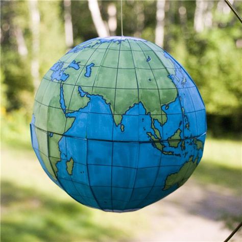 How to Make a 3D Globe Using This Free Globe Template Earth Rings, Globe Projects, 3d Globe, Paper Globe, Globe Diy, Globe Crafts, Geography Activities, Teaching Geography, Homeschool Geography