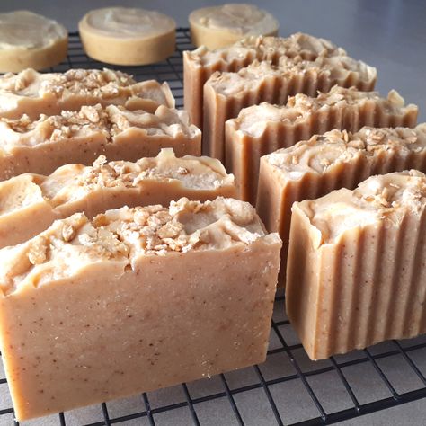 Honey & Oat Cold Process Soap with Beeswax (a batch for learning) Honey Oatmeal Soap Cold Process, Oat Soap Recipe, Oatmeal And Honey Soap Recipe, Cold Process Tallow Soap Recipe, Honey And Oatmeal Soap, Oat Skincare, Natural Tinctures, Beeswax Soap Recipe, Oat And Honey Soap