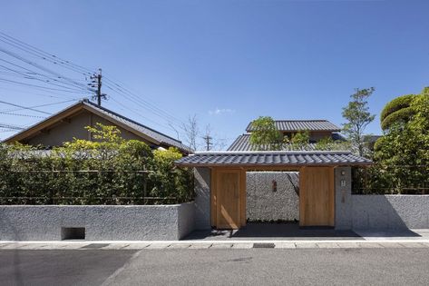 Japandi House, Zen House, Front Gate Design, Entrance Gates Design, Coastal Gardens, Japanese Architecture, Modern Coastal, Entrance Gates, Japanese House