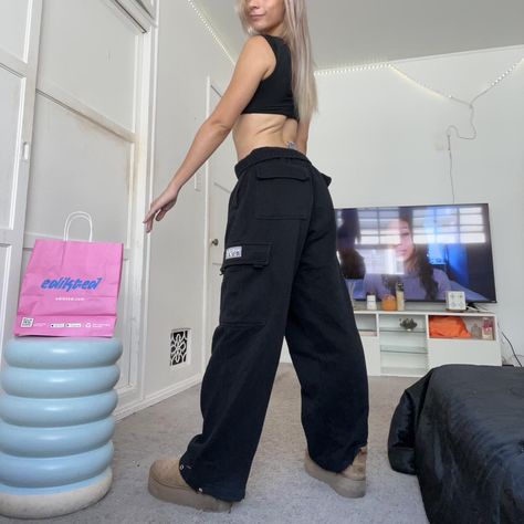 pro club black cargo wide leg sweatpants... - Depop Pro Club Sweatpants, Sporty Wide Leg Black Cargo Pants, Pro Club Sweatpants Cargo, Black Wide Leg Sporty Sweatpants, Urban Wide-leg Cargo Style Sweatpants, Comfortable Black Wide-leg Sweatpants, Wide Leg Sweatpants, Black Cargo, Wide Leg