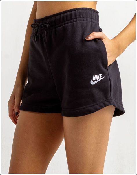 Womens Sweat Shorts, Nike Sweat Shorts, Patras, Chic Summer Style, Cute Nike Outfits, Casual Preppy Outfits, Trendy Outfits For Teens, Cute Preppy Outfits, Cute Nikes