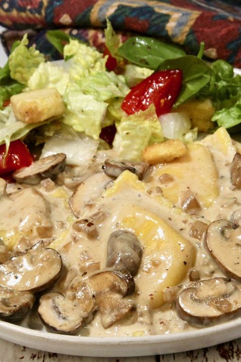 Mushroom Ravioli Sauce, Marsala Cream Sauce, Ravioli Sauce, Marsala Sauce, Mushroom Ravioli, Marsala Wine, Menu Planner, Roasted Mushrooms, Pasta Sauces