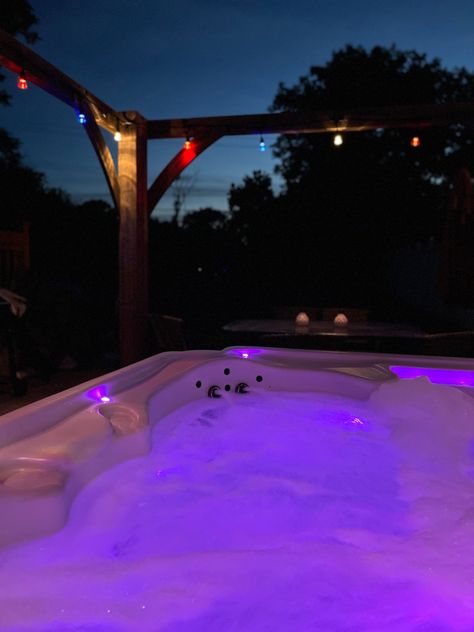 Hot Tub Background, Hot Tub At Night, Couple Stuff, Future Apartment Decor, Night Couple, City Night, Future Apartment, Night View, Hot Tub