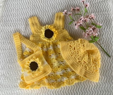 Crochet Sunflower Dress, Crochet Sundress, Sunflower Applique, Yellow Baby Dress, Sunflower Festival, Sundress Pattern, Sunflower Dress, Cute Stockings, Dress Buttons