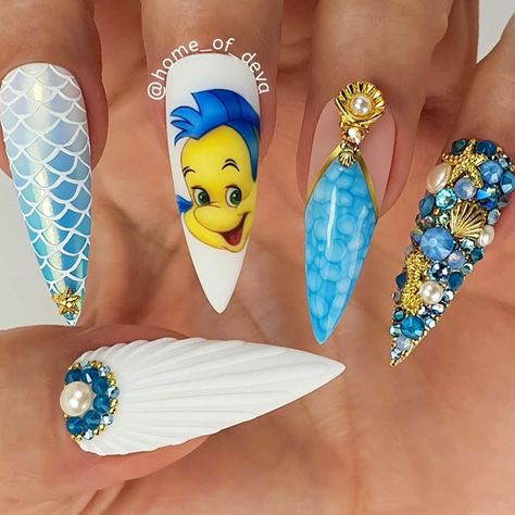 + Swimming Pool Summer Nail Art Ideas That Will Cheer You Up ★ Ariel Nails, Nail Glow, Little Mermaid Nails, Unicorn Nails Designs, Hawaii Nails, Disney Inspired Nails, Disney Acrylic Nails, Mermaid Nail, Themed Nails