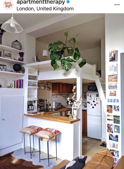 Small Loft Apartment, Apartemen Studio, Tiny Studio Apartments, Bilik Idaman, One Room Apartment, Studio Apartment Living, Deco Studio, Tiny Apartments, Studio Apartment Layout