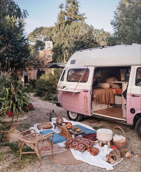 Combi Hippie, Van Kitchen, Vans Aesthetic, Gap Year Travel, Kombi Home, Campervan Life, Photos Booth, Camping Aesthetic, Vintage Volkswagen