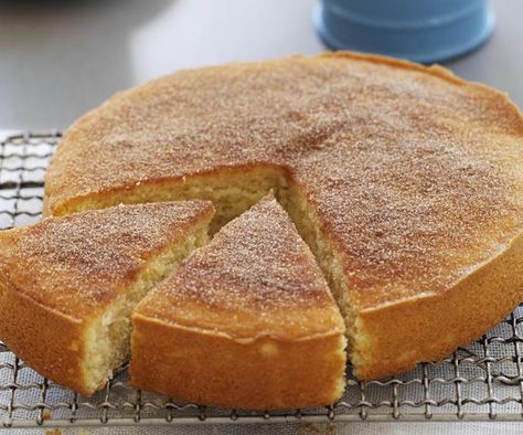 A classic recipe, this beautifully simple cinnamon tea cake is wonderfully light, fluffy and sweet, perfect to enjoy with a cup of tea as an afternoon treat. Tea Cake Recipe, Cinnamon Tea Cake, Easy Teas, Tea Cakes Recipes, Cinnamon Tea, Cinnamon Cake, Australian Food, Tea Cake, Easy Cinnamon