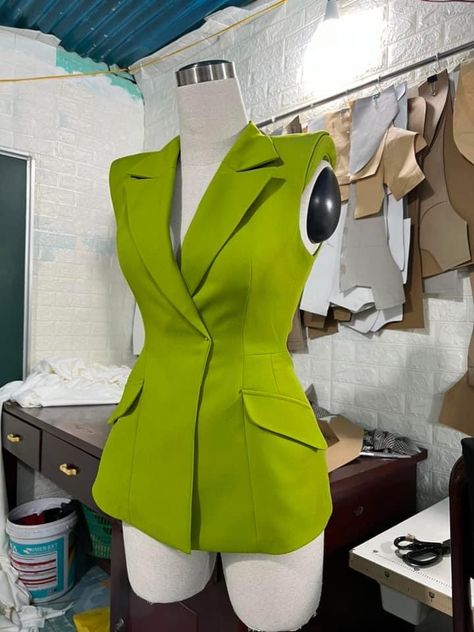 Corporate Dress, Casual Luxe, Blazer Outfits For Women, Diy Clothes Design, Fashion Sketches Dresses, Set Outfits, Woman Suit Fashion, Fashionista Clothes, Classy Casual Outfits