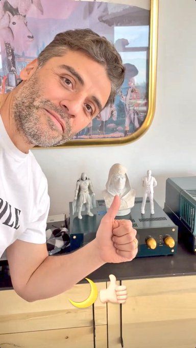 oscar isaac <3 moonknight We Have A Hulk, Mr Knight, Sting Like A Bee, Marvel Show, Float Like A Butterfly, Music On Spotify, Oscar Isaac, Marvel 3, Moon Knight