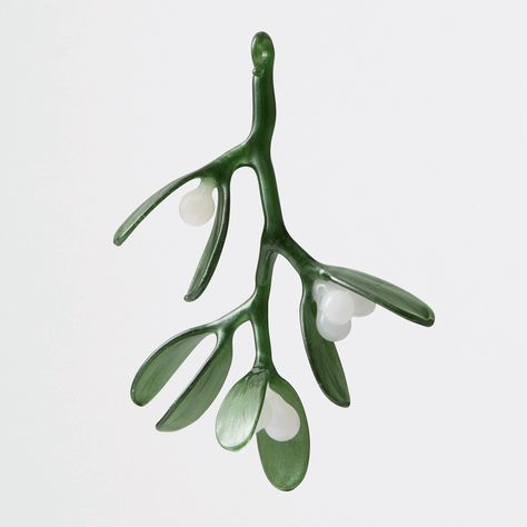 Art Glass Ornament - This merry mistletoe is lampworked and features a slight metallic sparkle to the deep green leaves and creamy white berries. Sure to bring good cheer wherever it hangs! Limited quantities available. Ceramic Mistletoe, Tree Ceramics, Mistletoe Ornament, Christmas Ornaments Ceramic, Ornament Shapes, Contemporary Christmas Decor, Art Glass Ornaments, Ceramic Christmas Ornaments, Cute Ornaments