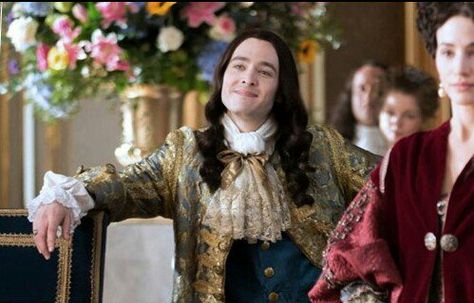 The amazing Alexander Vlahos as Monsieur Philippe Duc D'Orlean in season 3 of the hit canal+ series Versailles Versailles Bbc, Versailles Series, European Mens Fashion, Alexander Vlahos, Versailles Tv Series, George Blagden, 17th Century Fashion, Isak & Even, Rococo Fashion