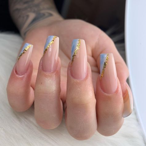 Nails 
Nagels
Long nails
Nailart nails Light Blue Nails With Gold Flakes, Light Blue Nails With Gold Design, Blue And Gold Tip Nails, Beige And Blue Nails Design, Light Blue With Gold Nails, Light Blue And Gold Nails Acrylic, Pale Blue And Gold Nails, Dusty Blue And Gold Nails, Light Blue Graduation Nails