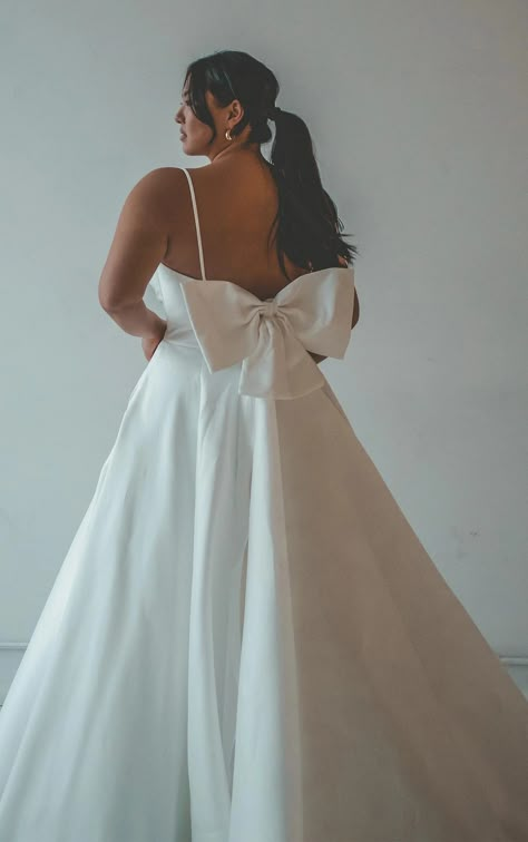 Martina Liana Luxe, Latest Wedding Gowns, Martina Liana Wedding Dress, Curvy Wedding, Ballgown Wedding Dress, Bow Wedding Dress, Martina Liana, Boda Mexicana, Ballgown Wedding