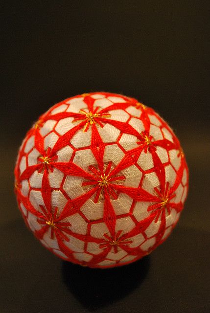 May2009_377 by NanaAkua, via Flickr Tamari Ball, Fels Naptha, Temari Patterns, Temari Ball, Temari Balls, Mouth Rinse, Clean Clothes, Fabric Freshener, Japanese Symbol