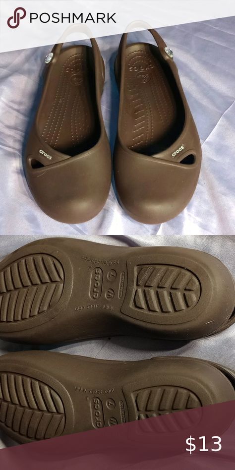 Crocs Brown Crocs, Crocs Flats, Crocs Shoes, Handbags, Plus Fashion, Closet, Fashion Tips, Fashion Trends, Clothes Design