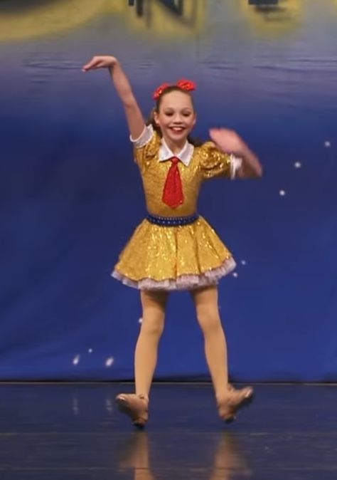 Dance Moms Costumes, Dance Moms Dancers, Mackenzie Ziegler, Maddie Ziegler, Dance Costume, Dance Moms, Animal Crossing, Dress To Impress, Tap