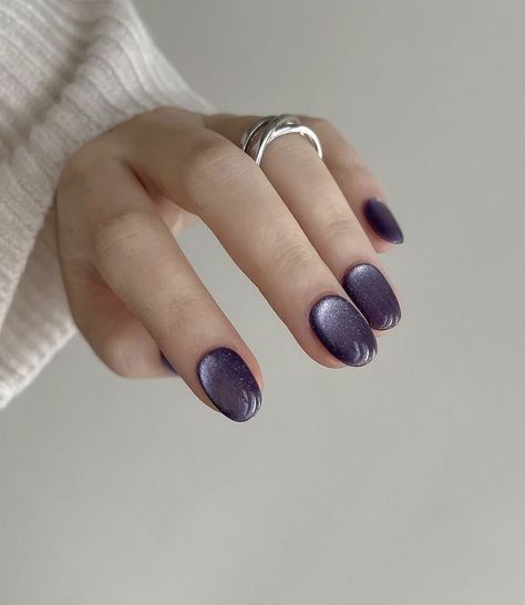 Neutral Fall Nail Colors, Velvet Nails, Hippie Nails, Nail Art Trends, Eye Nails, Nails Now, Purple Nail, Minimal Nails, Blush Nails