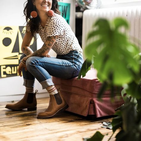 Red Wing Heritage Women on Instagram: “The 6-Inch Chelsea is new and is the perfect Indoor/Outdoor option for fall. #redwingwomen #redwingheritage” Womens Red Wing Boots Outfit, Red Wing Boots Women's Outfit, Womens Red Wing Boots, Red Wing Women, Styling Boots, Wing Boots, Red Wing Boots, Chelsea Boots Women, Red Wing