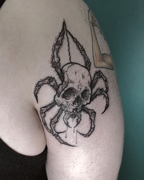 Skulltula Tattoo, Tarantula Tattoo, Friday The Thirteenth, Pill Bug, Bug Tattoo, Creepy Tattoos, R Tattoo, Leg Sleeve, Leg Sleeves