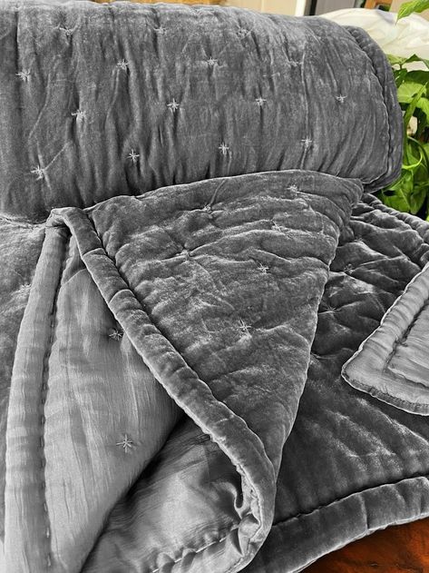 Slate gray Silk velvet throw, Natural Silk Velvet Quilted Blanket,Soft Duvet, Quilted Bedspread, Hand-stitched Throw,  bed runner A luxurious, lightweight, reversible, thinly padded throw or bed runner in gorgeous blue silk velvet and  100% mulberrysilk . Features intricate, traditional, hand-done topstitching that matches the silk velvet and creates a lovely pattern made from individual  stitches, visible on the silk. Made of natural silk velvet and silk fabric - Soft and lightweight! The light Detroit Apartment, Bedroom Attic, Velvet Bedspread, Silk Blanket, Throw Bed, Velvet Duvet, Quilted Blanket, Silk Quilt, Gorgeous Bedrooms