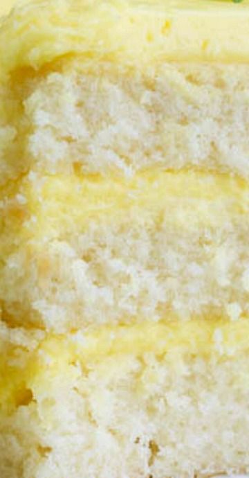 Lemon Layer Cake with Lemon Curd and Lemon Buttercream Best Lemon Cake Recipe, Lemon Layer Cake, Cake With Lemon Curd, Lemon Chiffon Cake, Lemon Curd Cake, Moist Lemon Cake, Lemon Layer Cakes, Lemon Curd Filling, Lemon Buttercream