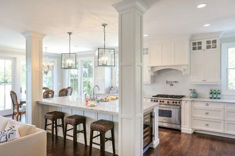 15 Beautiful Kitchen Island Designs With Columns - Housely Kitchen Island With Columns Posts, Kitchen Island With Columns, Kitchen Columns, Kitchen Layouts With Island, Kitchen Traditional, Galley Kitchen Remodel, Kitchen Remodel Before And After, Table Haute, Kitchen Island Design