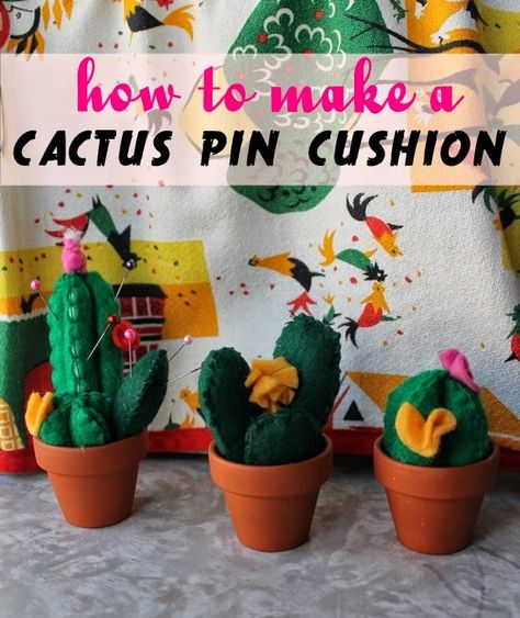 felt cactus miniature pin cushion tutorial Cactus Pin Cushion, Felt Plants, Cactus Crafts, Fabric Cactus, Felt Cactus, Diy Pin Cushion, Cactus Craft, Cushion Tutorial, Felt Succulents