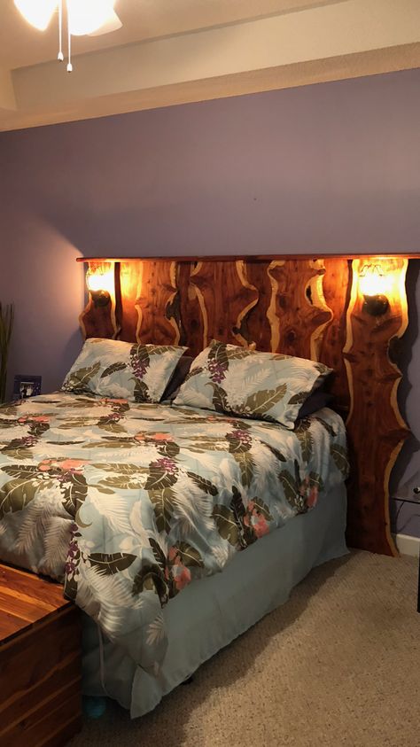 Diy Cedar Headboard, Live Edge Headboard Ideas, Cedar Headboard Ideas, Cedar Bedroom Furniture, Cedar Headboard, Cedar Projects, Live Edge Headboard, Rustic Bedrooms, Homemade Beds