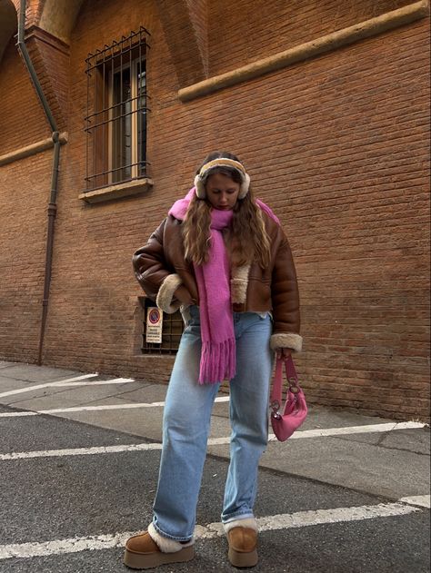 Brown jacket, winter jacket, winter outfit, winter accessories, winter scarf, pink scarf, pink bag, uggs, ugg outfit, winter outfit, cold season outfit, vintage jacket, earmuffs,ootd Trendy Jackets 2023, Pastel Scarf Outfit, Brown Jacket Winter Outfit, Brown Winter Jacket Outfit, Pink Bag Outfit Winter, Pink Earmuffs Outfit, Ugg Earmuffs Outfit, Winter Outfit Colorful, Jacket And Scarf Outfit