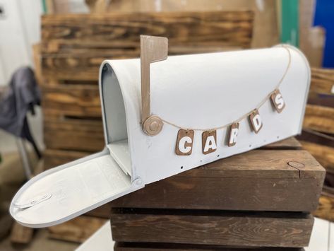 Wedding Card Mailbox Ideas, Graduation Party Ideas Card Holder, Mailbox For Wedding Cards, Wedding Mailbox Card Holder, Grad Card Box Ideas, Mailbox Wedding Card Holder, Grad Party Card Box Ideas, Card Box Graduation, Wedding Card Mailbox