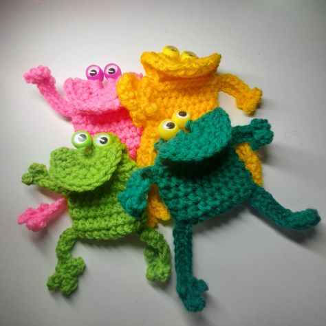 How to crochet googly eyed frog. Googly Eye Finger Puppets Crochet, Google Eye Ring Crochet, Googly Eye Ring Crochet, Google Eye Crochet, Googly Eye Crochet Pattern, Googly Eye Crochet, Fidget Crochet, Crochet Puppets, Googly Eye Crafts