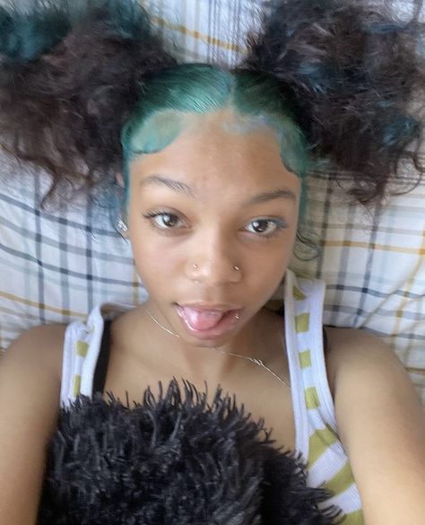 Adore Hair Dye, Hair Stripes, Mixed Curly Hair, Peekaboo Hair, Cute Hair Colors, Turquoise Hair, Quick Natural Hair Styles, Dyed Hair Inspiration, Cute Box Braids Hairstyles