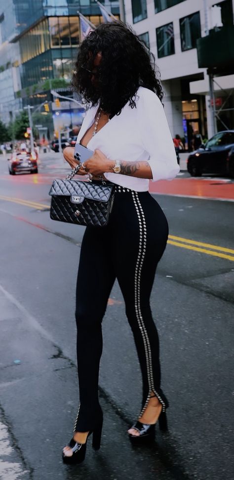 Outfits With Heels Black Women, Girls Night Out Outfit Ideas Black Women, Heels Black Women, Outfits With Heels, Dope Fashion, Live Fashion, Cute Swag Outfits, Heels Black, Black White Fashion