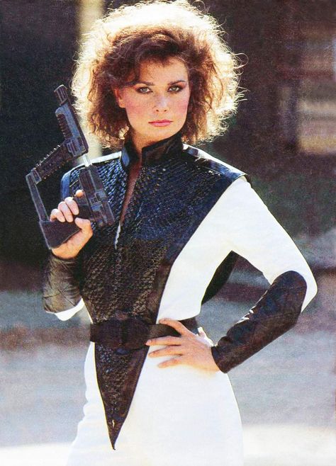 80s Sci Fi Fashion, V Tv Series, Metal Girl Style, Jane Badler, V Tv Show, Ulysse 31, 80s Sci Fi, 80s Glam, 80s Celebrities