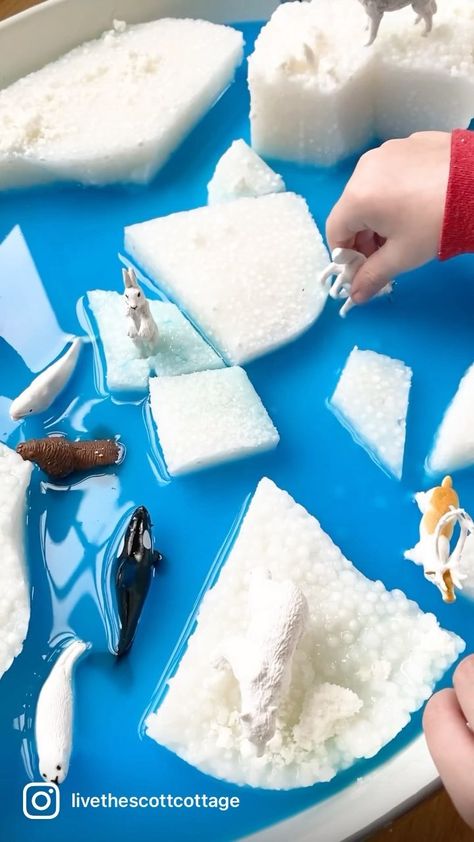 Small World Play Ideas, Sand Play Dough, Toddler Play Table, Ikea Flisat Table, Sensory Play Ideas, Flisat Table, Ikea Flisat, Sensory Tubs, Water Tray