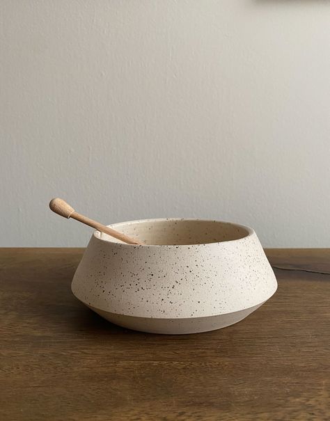 Angular Bowl - Medium by Cóte García Ceramics | Wescover Plates & Platters Textured Bowl, Textured Bowls, Ceramic Cutlery, Pottery Form, Pottery Crafts, Ceramics Pottery Art, Ceramics Ideas Pottery, Furniture Art, Pottery Wheel