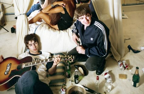 Oasis Album, Champagne Supernova, Definitely Maybe, Liam And Noel, Oasis Band, Out Magazine, Noel Gallagher, Liam Gallagher, Recording Studio