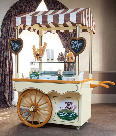 Ice Cream Cart Aesthetic, Vintage Ice Cream Cart, Ice Cream Booth Design, Ice Cream Stand Ideas, Ice Cream Cart Design, Ice Cream Booth, Cute Ice Cream Shop, Ice Cream Stall, Ice Cream Wagon