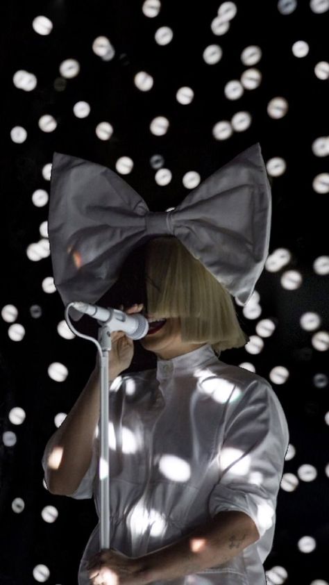 My girl Sia Album, Sia Pics, Mackenzie Ziegler Dance Moms, Sia Video, Mackenzie Ziegler Dance, Sia Singer, Sia And Maddie, Sia Music, Sia Kate Isobelle Furler