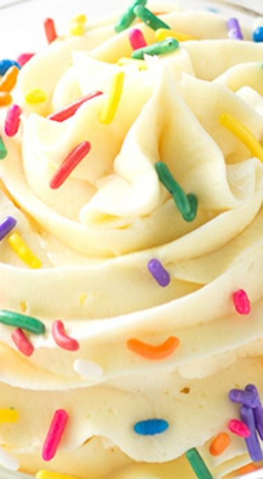 Cake Batter Frosting Cake Batter Fudge, Icing Recipes, Frosting Recipes Easy, Salted Caramel Fudge, Cake Frosting Recipe, Icing Frosting, Homemade Frosting, Delicious Deserts, Cream Cakes