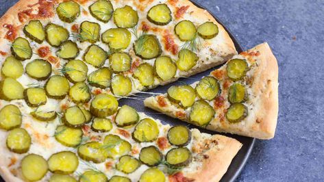 Dill Pickle Pizza (and Easy Homemade Dough) School Cafeteria Pizza Recipe, Dill Pickle Pizza, Wingstop Ranch, Cafeteria Pizza, Pizza Dishes, Pickle Pizza, Ranch Pizza, School Pizza, Pizza Lunch